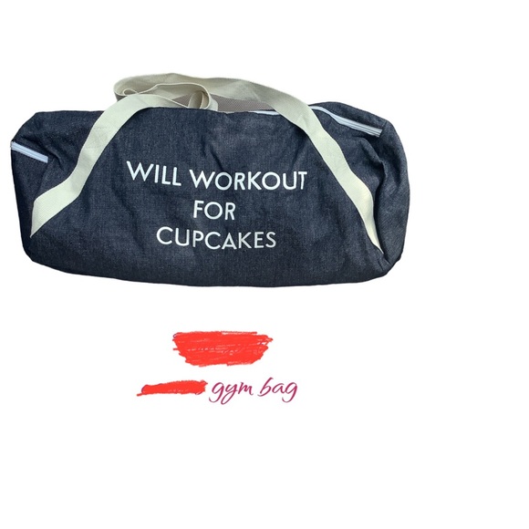 “Will Workout for Cup Cakes" Gym Bag Gently Used - Picture 4 of 4